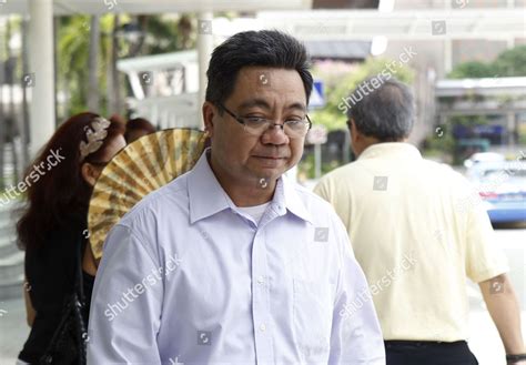 alphonsus yee|Alphonsus Yee, the father of teenage blogger Amos Yee, who .